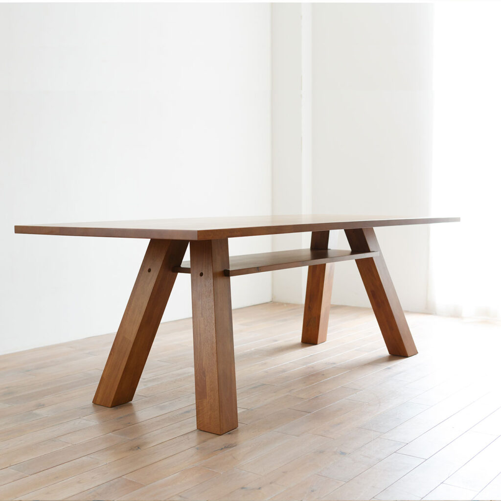 PURO Dining Table 182 - source store Bangkok